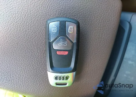 2017 Audi A4 2.0T Ultra Premium z USA, uszkodzony, nr VIN WAUGMAF43HN043374